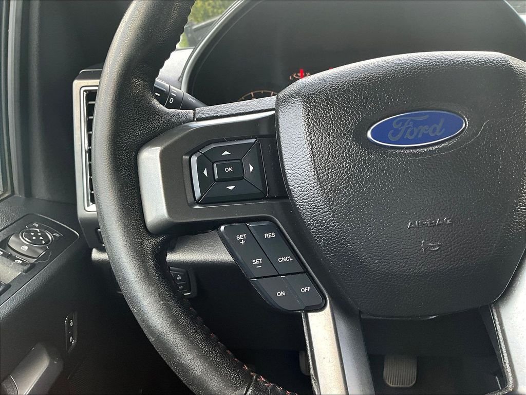 Used 2016 Black Ford XLT image 13