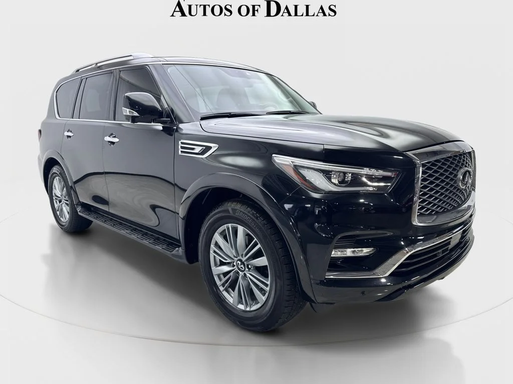 Used 2023 Black INFINITI LUXE image 4