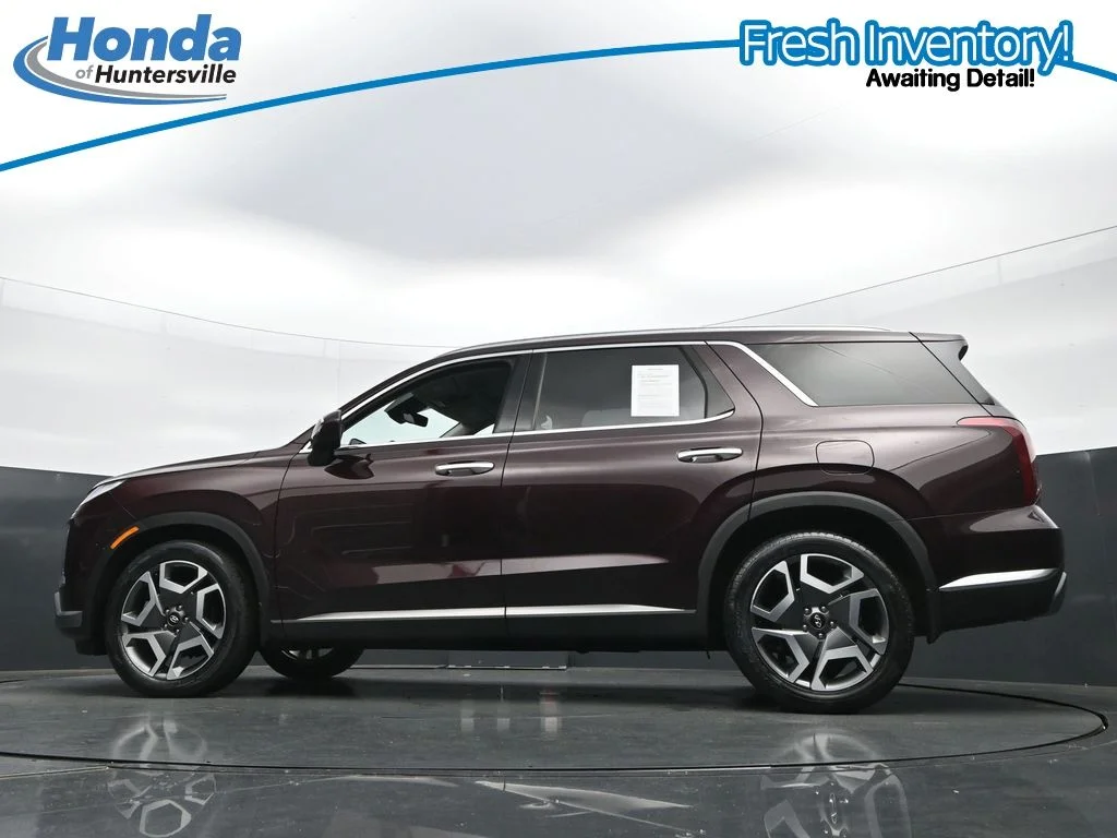 Used 2023 Burgundy Hyundai Limited image 29