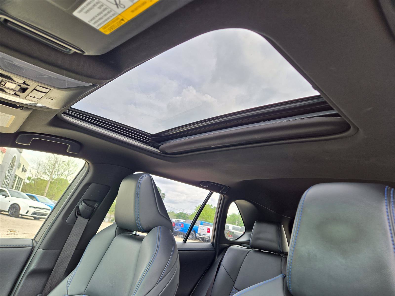 2020 Toyota RAV4 XSE - Photo 21
