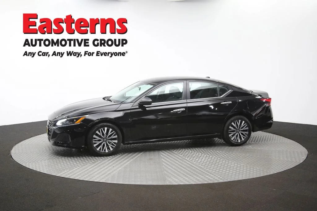 Used 2024 Black Nissan 2.5 SV image 58