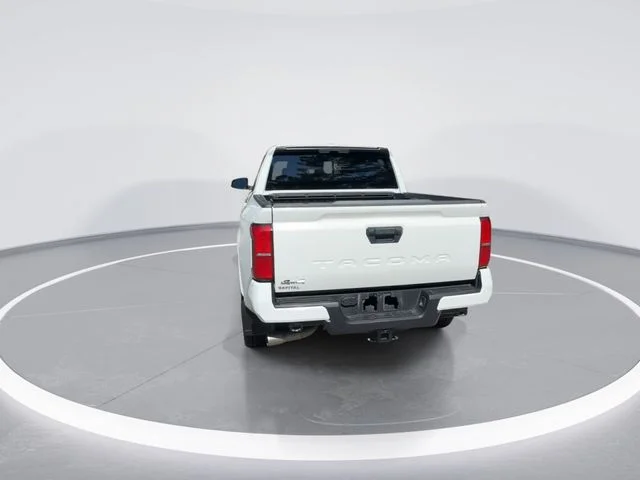 Used 2025 White Toyota SR5 image 7