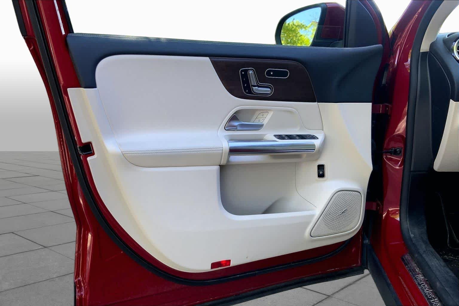 Used 2021 Patagonia Red Metallic Mercedes-Benz GLA 250 image 21
