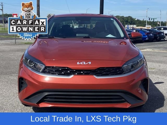 Used 2023 Red Kia LXS image 6