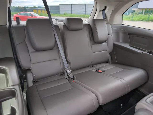 Used 2015 White Diamond Pearl Honda EX-L image 14