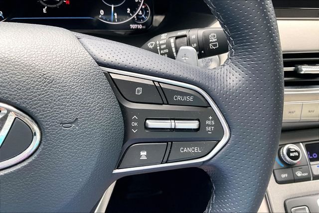 Used 2022 White Hyundai Calligraphy image 17