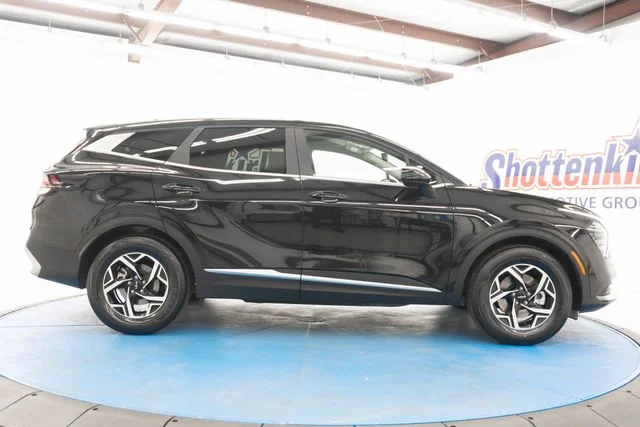 Used 2025 Black Kia LX image 10