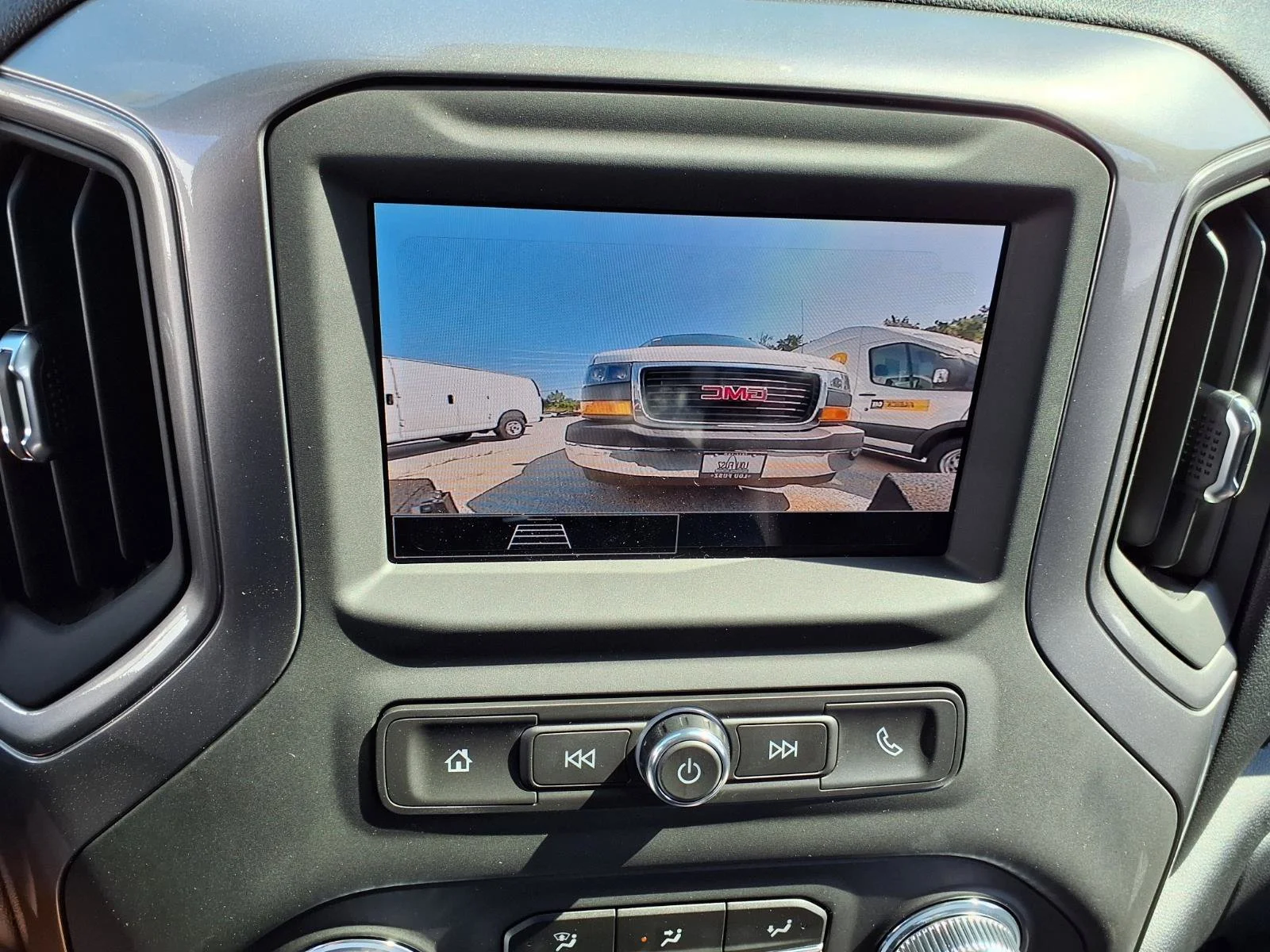2026 GMC Sierra 2500HD Pro - Photo 9