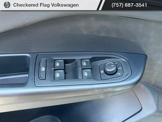 New 2026 Black Volkswagen 1.5T SE Black image 15