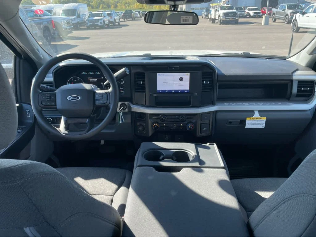 New 2026 Oxford White Ford F-350® XL image 17