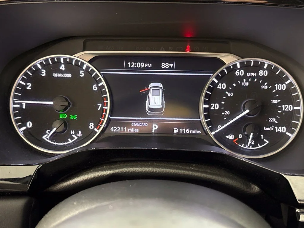 Used 2025 White Nissan SV image 36