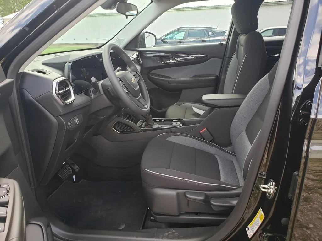 2026 Chevrolet Trailblazer LS - Photo 24