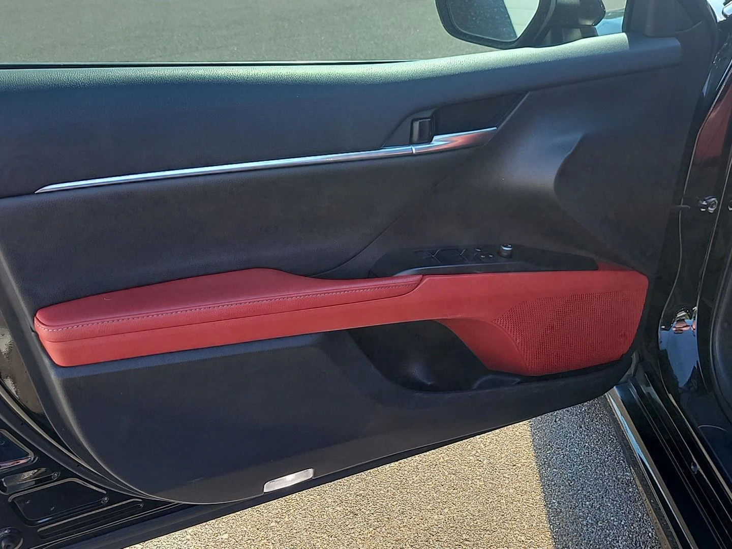 Used 2024 Midnight Black Metallic Toyota XSE image 9