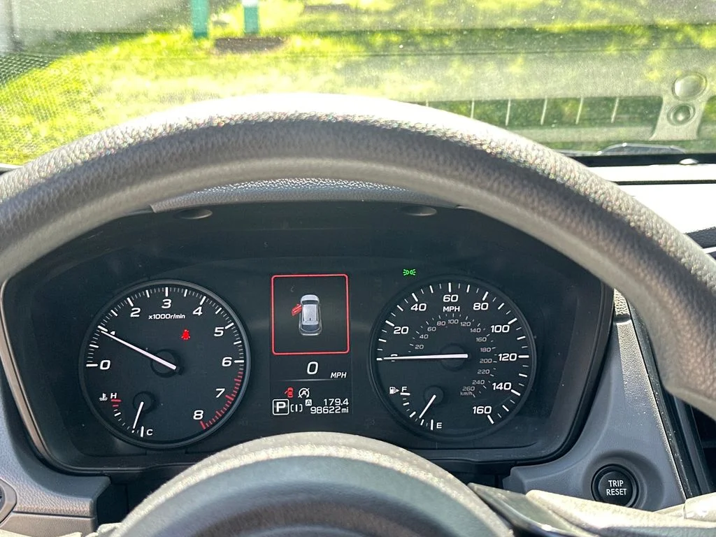 Used 2024 White Subaru Base image 26