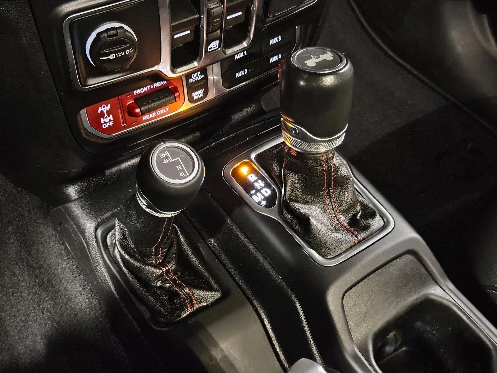 Used 2021 Black Clearcoat Jeep Unlimited Rubicon image 11