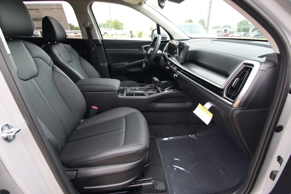 New 2026 Gray Kia S image 8