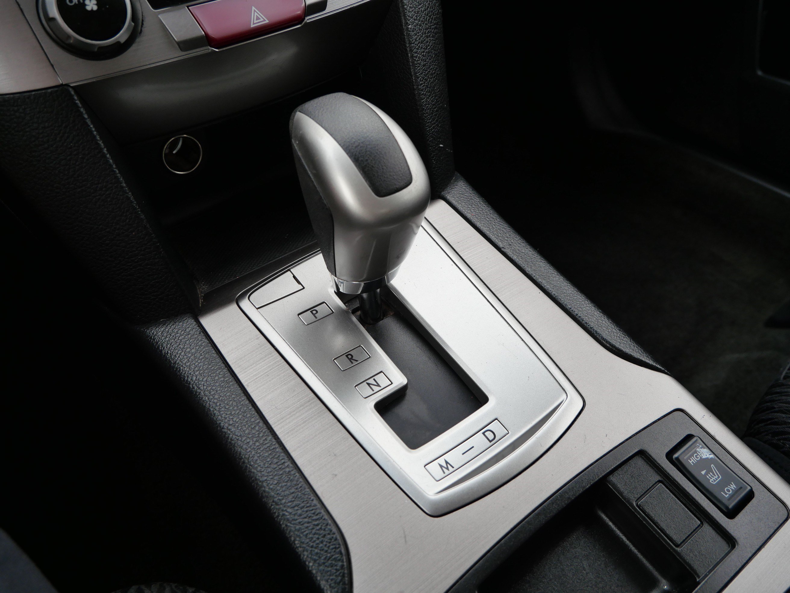 Used 2012 Ice Silver Metallic Subaru 2.5i Premium image 24