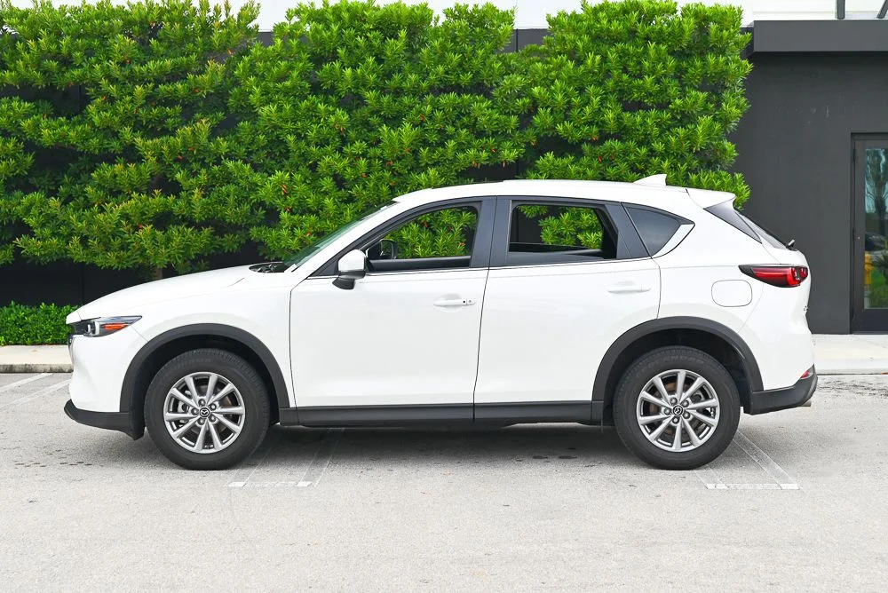 Certified Used 2023 White Mazda 2.5 S Preferred Package image 3