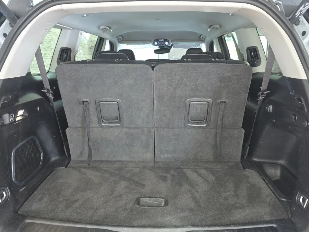 Used 2021 Silver Zynith Jeep Limited image 12