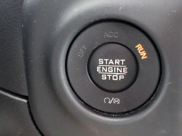Used 2020 Black Jeep Unlimited Sport image 25