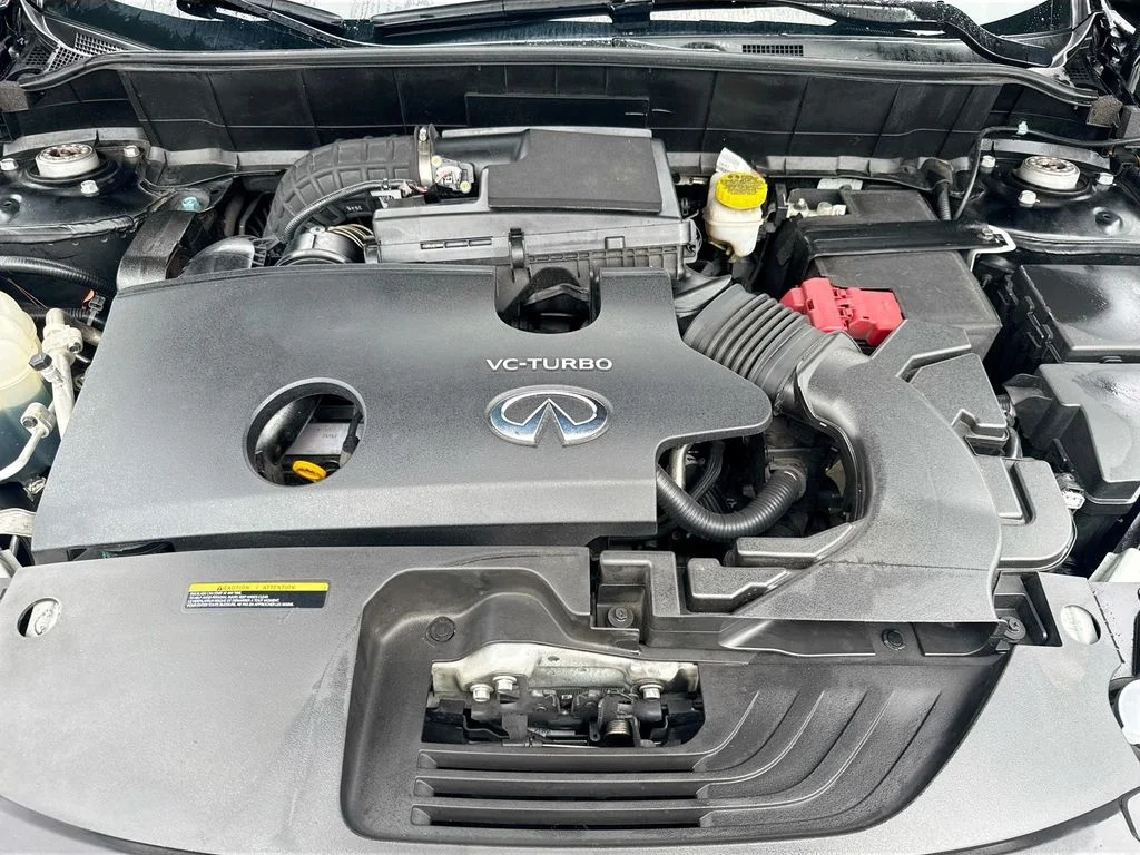 Certified Used 2023 Black INFINITI LUXE image 32
