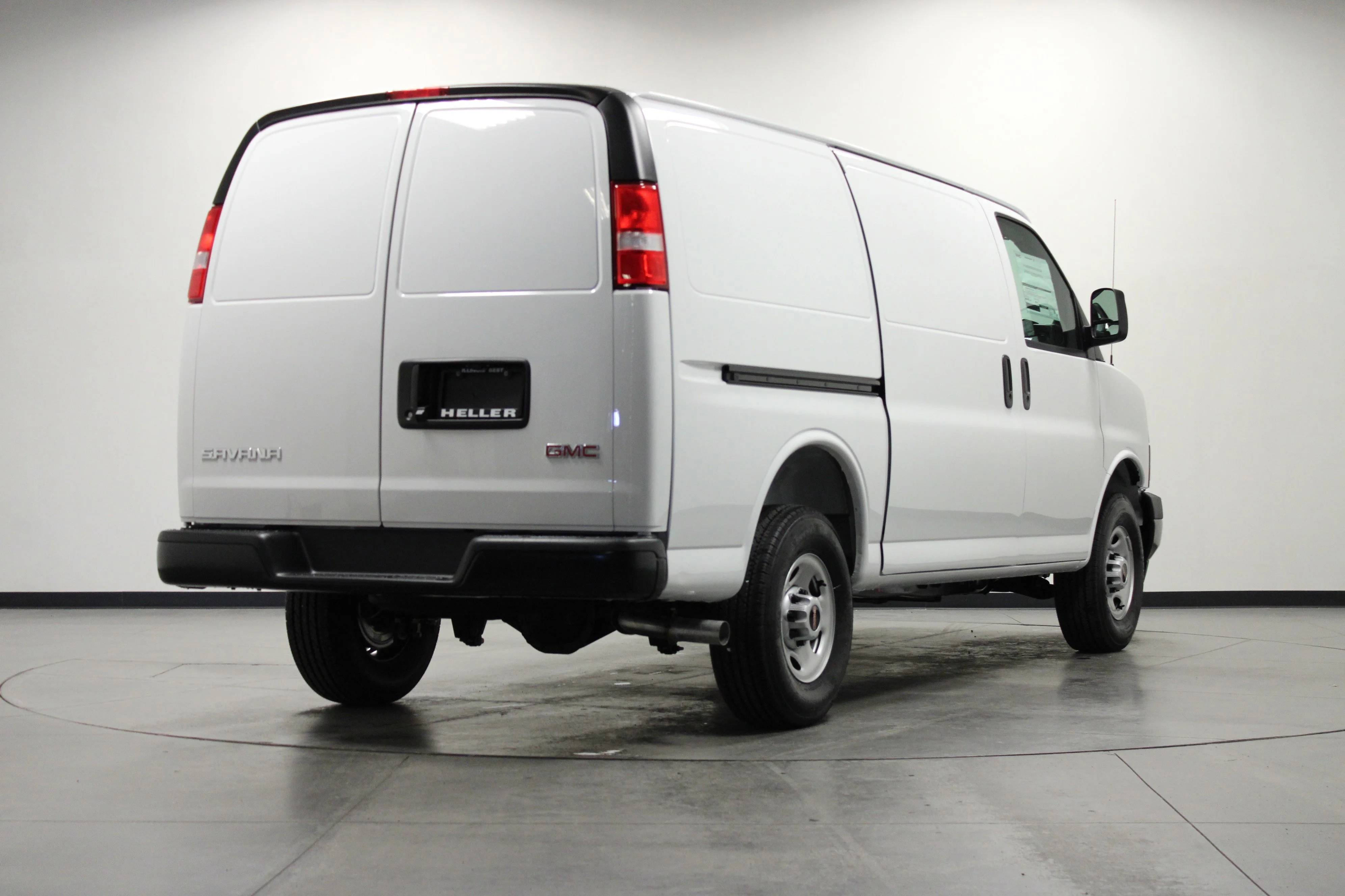 New 2026 Summit White GMC Work Van image 4