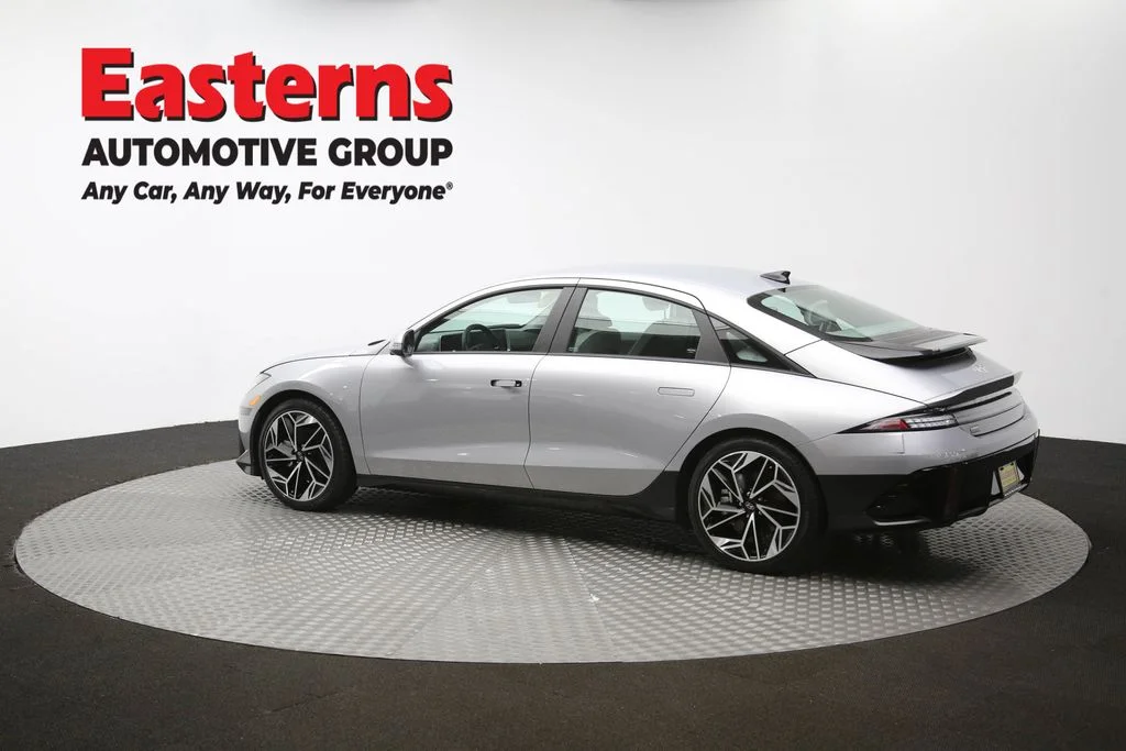 Used 2023 Silver Hyundai SEL image 62