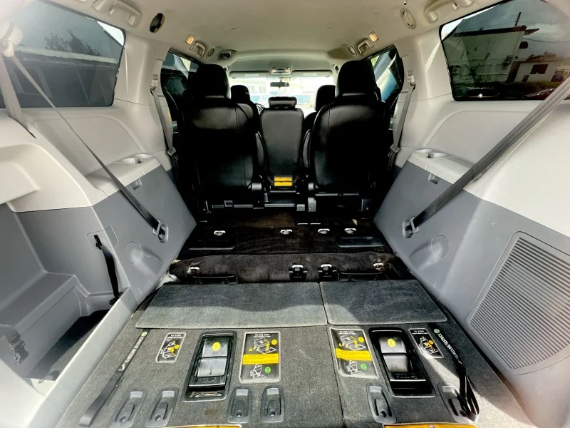 Used 2014 WHITE Toyota SE image 14