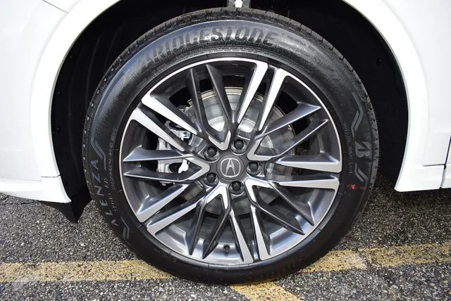 New 2026 Platinum White Pearl Acura Advance Package image 9