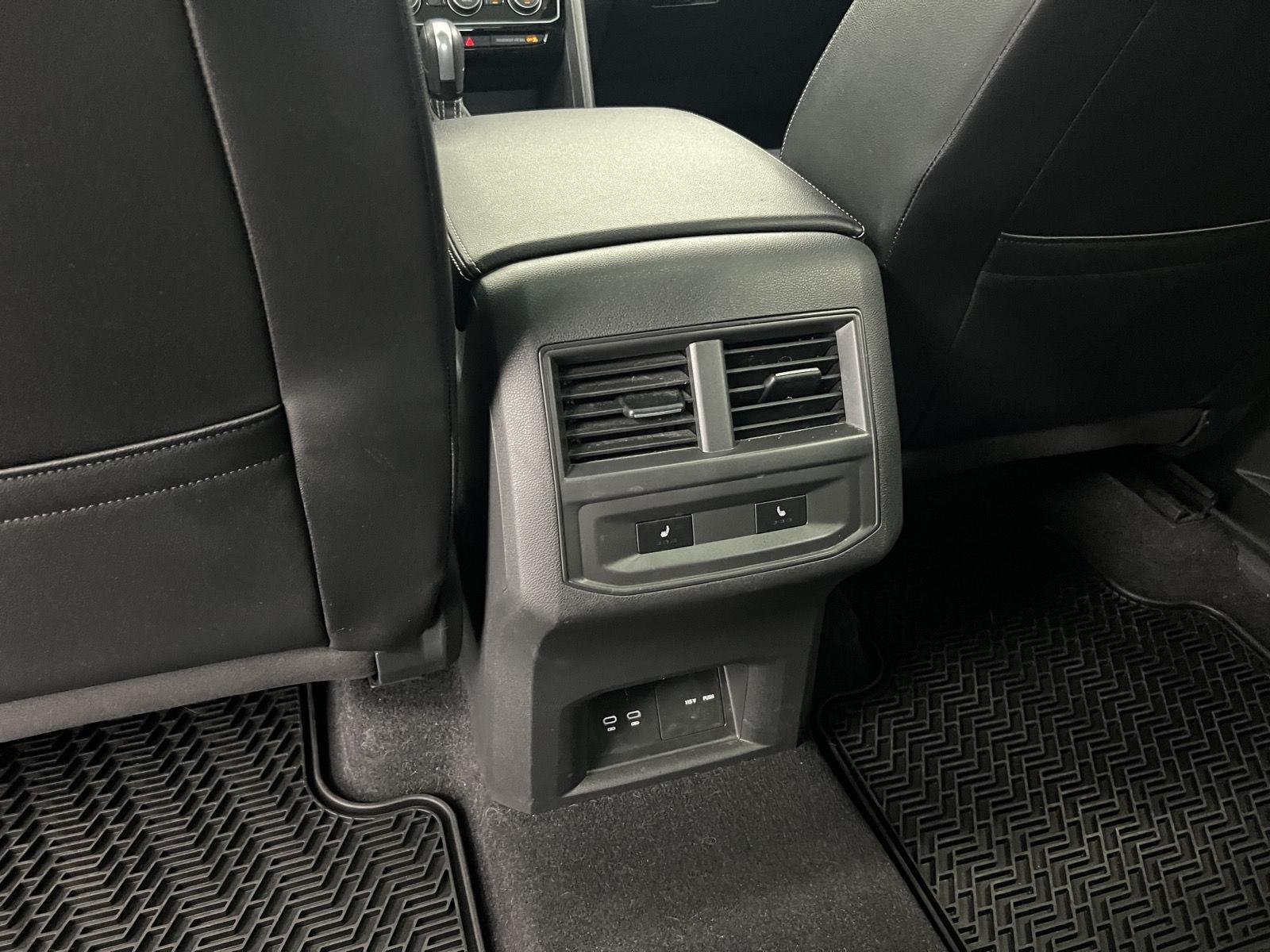 Used 2021 Pure Gray Volkswagen 3.6L V6 SEL Premium R-Line image 26