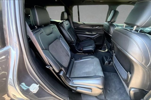 Used 2025 Gray Jeep Altitude X image 23