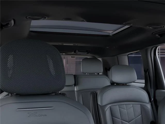 New 2027 Black Jade Green Kia X-Line SX image 27