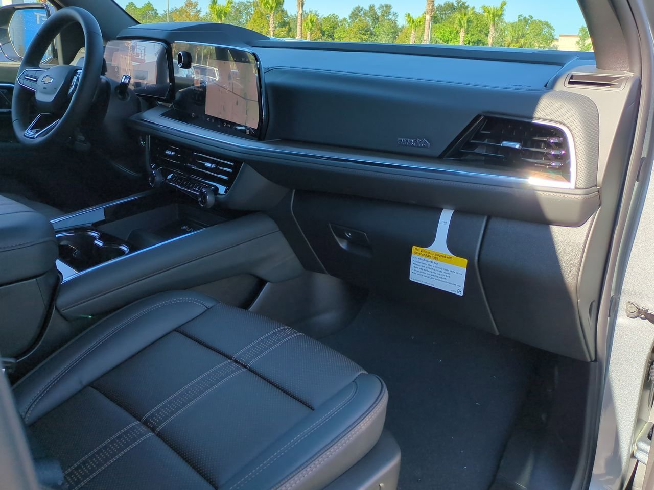 2026 Chevrolet Suburban High Country - Photo 30