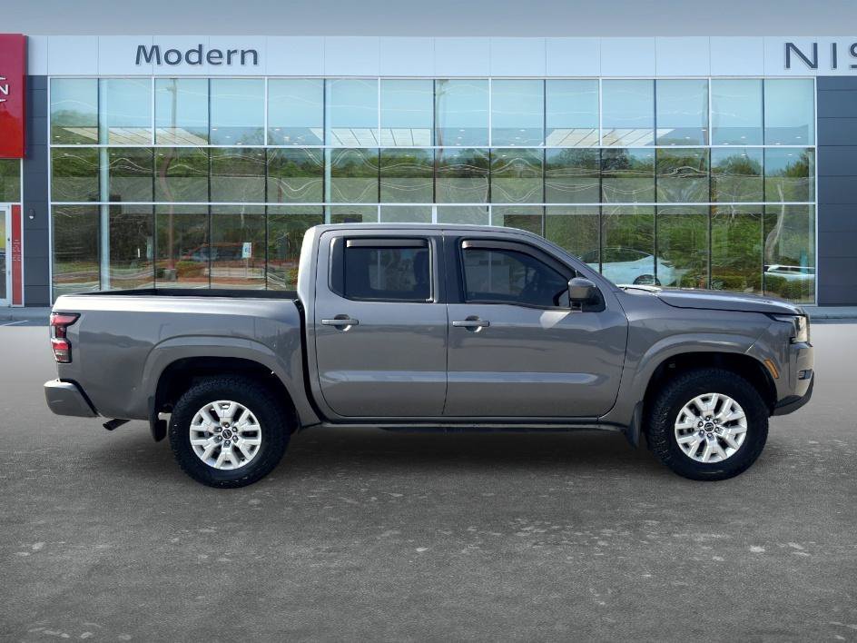 Used 2023 Gun Metallic Nissan SV image 4