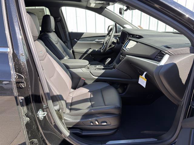 New 2026 Stellar Black Metallic Cadillac Premium Luxury image 20
