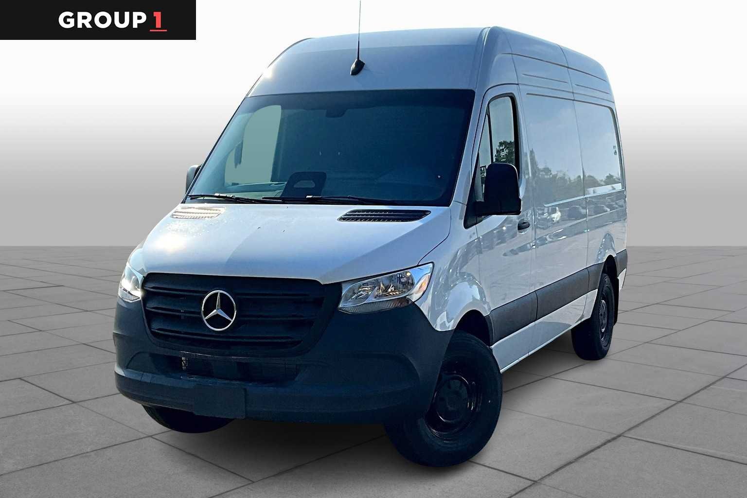 2025 Mercedes-Benz Sprinter Cargo Van Base