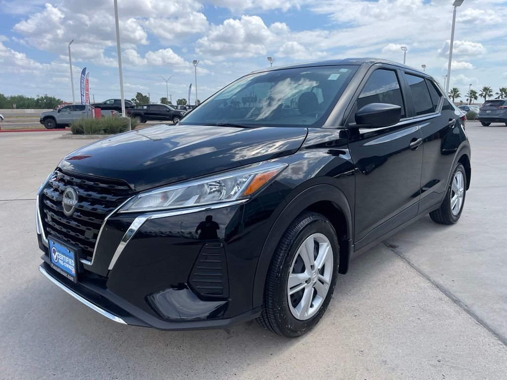 Used 2025 Black Nissan S image 3