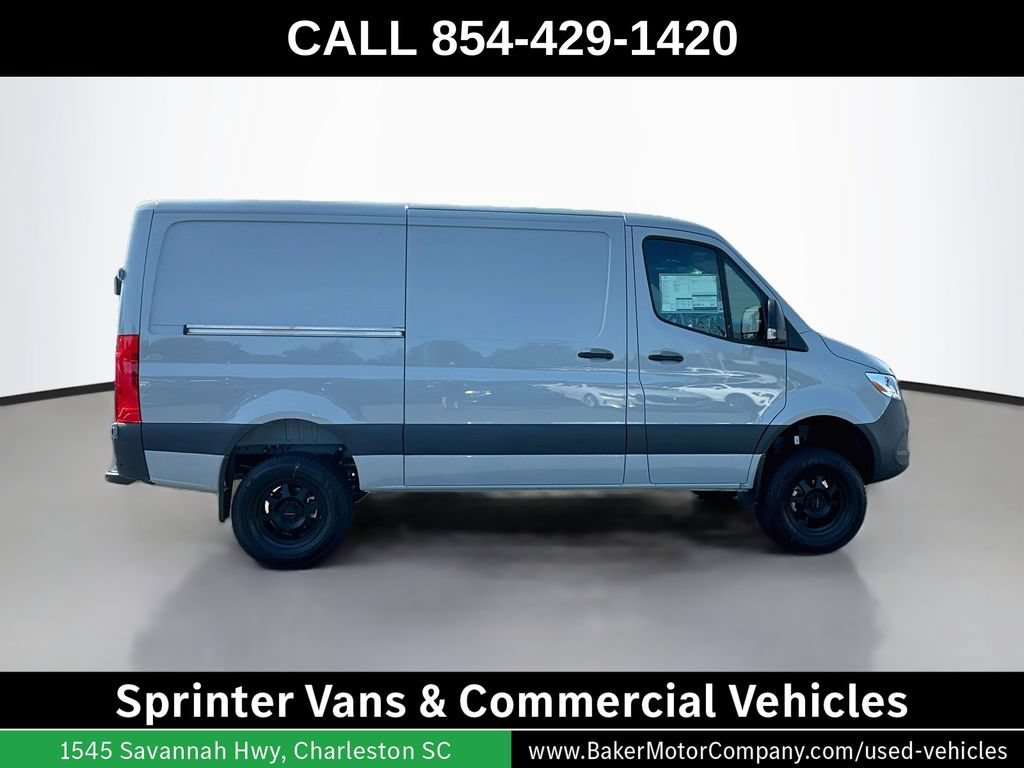 New 2026 Silver+Gray Mercedes-Benz Cargo 144 WB image 41