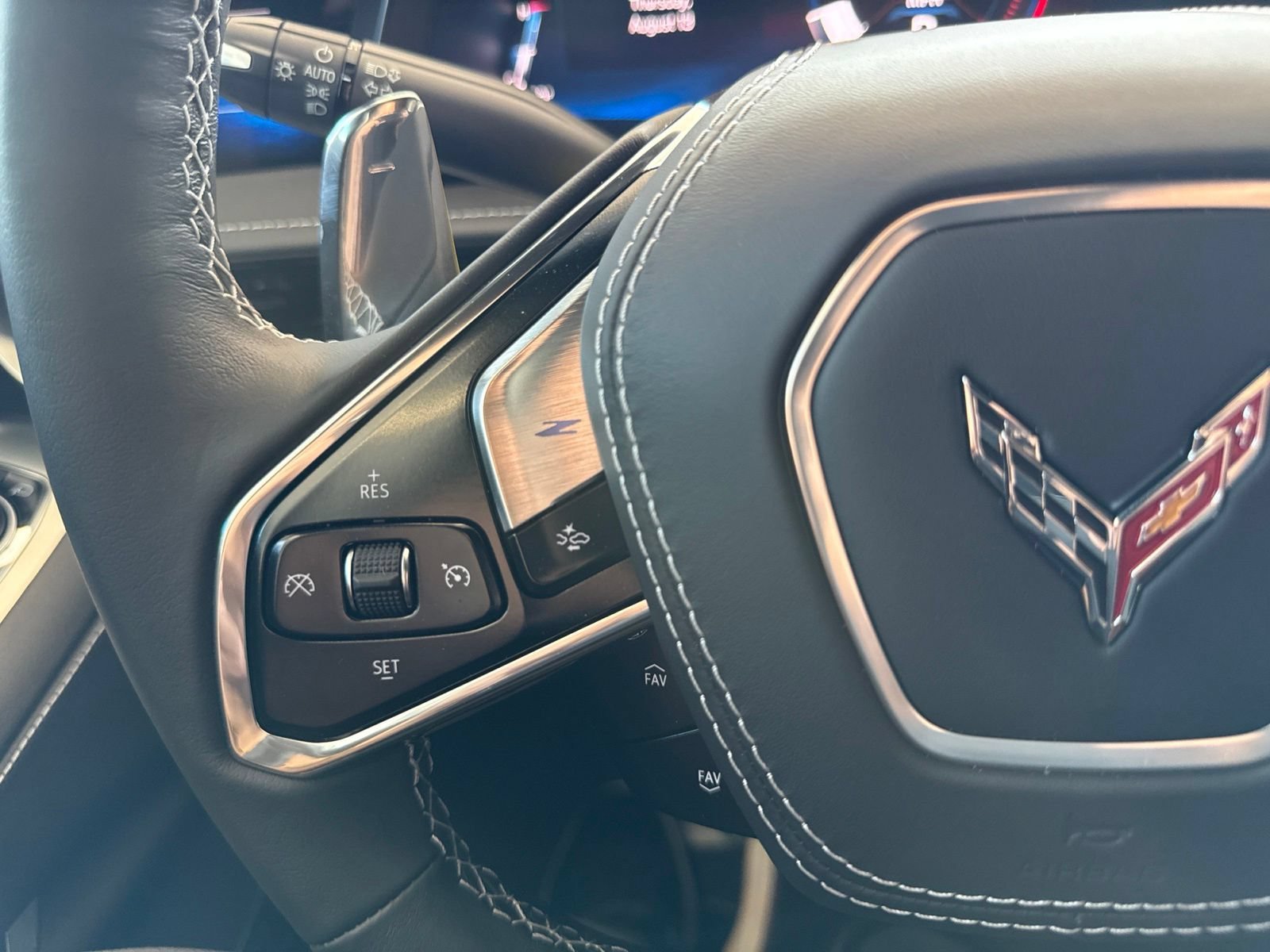 New 2027 Pitch Gray Metallic Chevrolet 1LT with Carbon Flash High Wing Spoiler - Gloss Black Wheels image 29