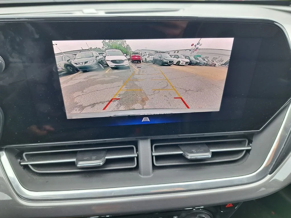 Used 2024 Gray Chevrolet ACTIV image 16