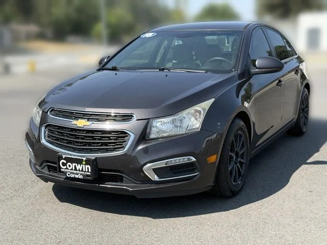 Used 2015 Tungsten Metallic Chevrolet 1LT image 5