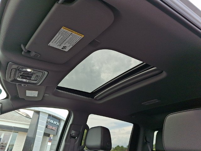 Used 2023 Silver GMC Denali image 14