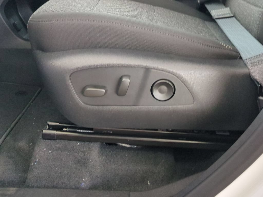 2026 GMC Acadia Elevation - Photo 20