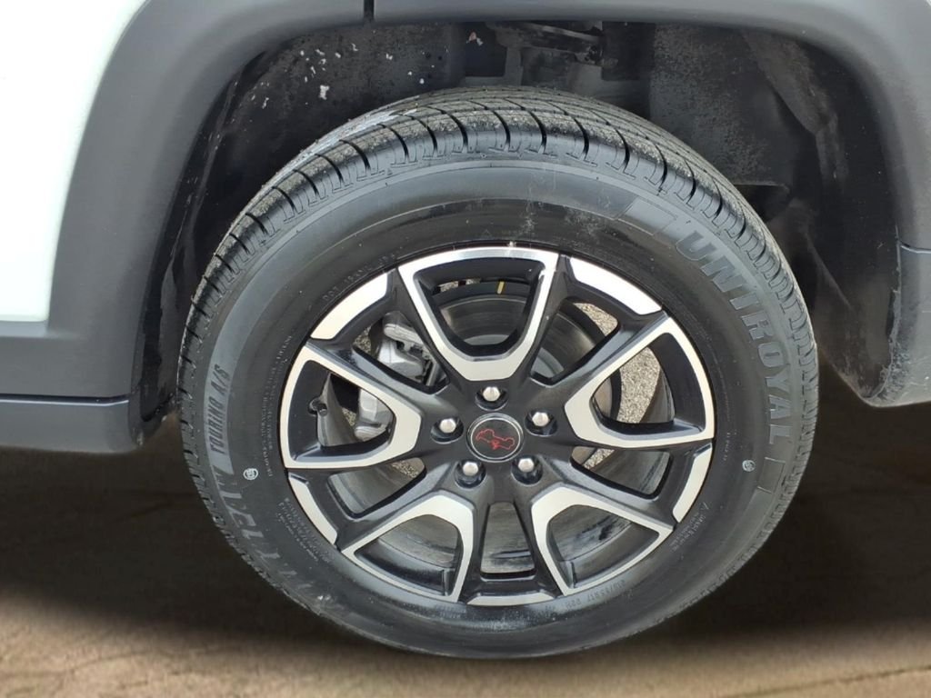 Used 2025 White Jeep Trailhawk 4x4 image 25