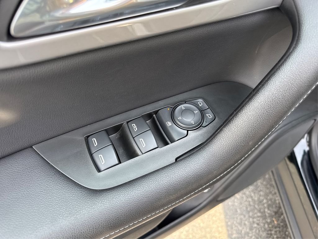 Used 2022 Black Chevrolet LT image 38