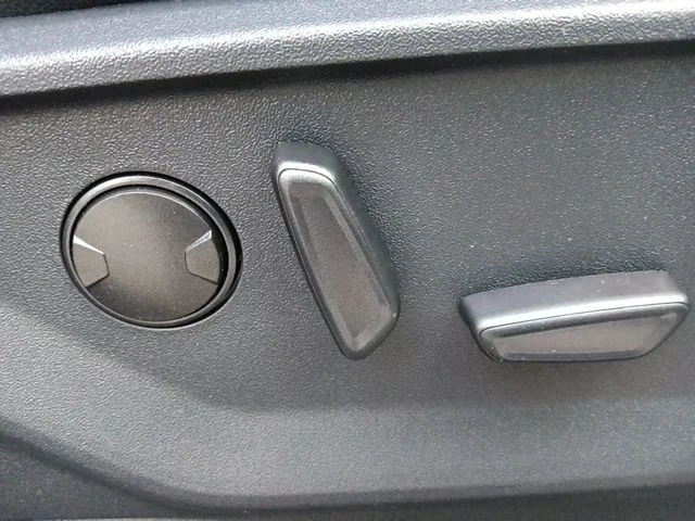 New 2026 Marsh Gray Ford F-250® Lariat® image 35