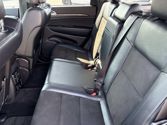 Certified Used 2019 Gray Jeep Altitude image 17