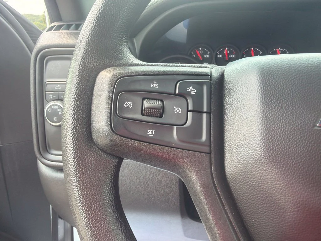 Certified Used 2025 Summit White Chevrolet WT image 22