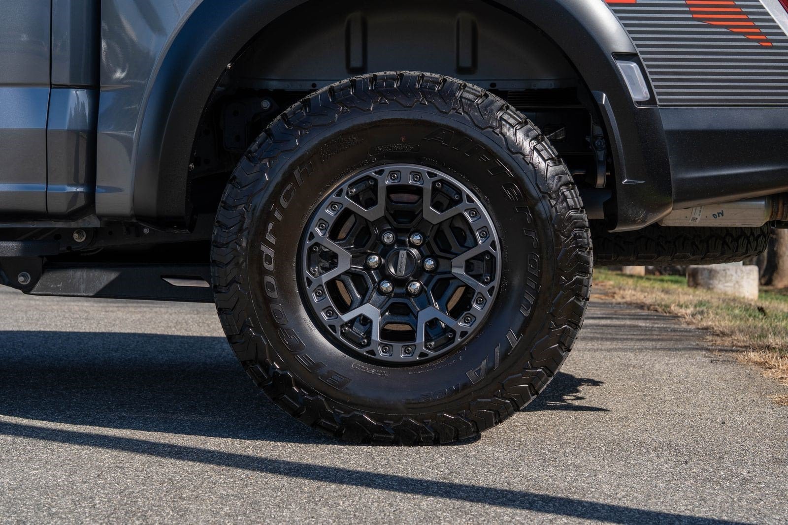 Used 2024 Carbonized Gray Metallic Ford Raptor R image 11