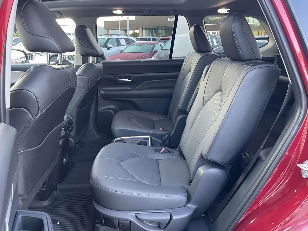 Used 2025 Ruby Flare Pearl Toyota Hybrid Limited image 3